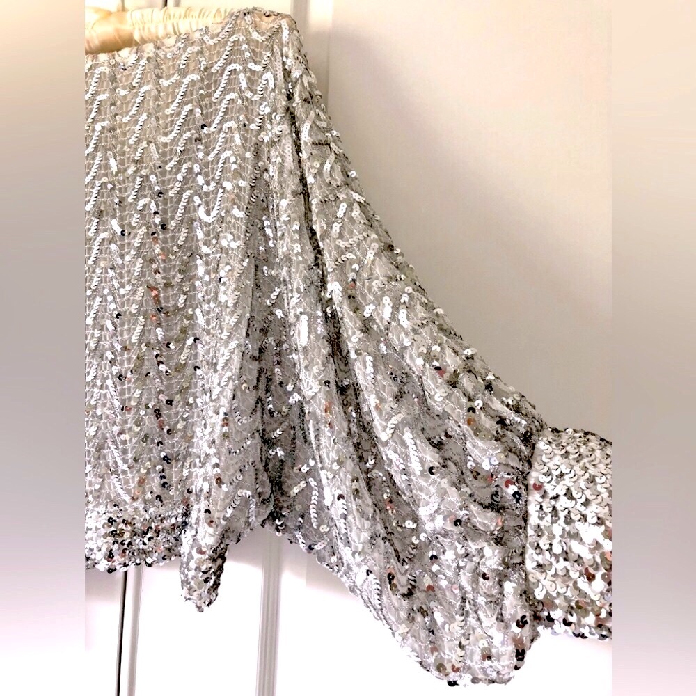 Neiman Marcus VTG 60’s Metallic Silver sequin Sheer dolman blouson Size S-M